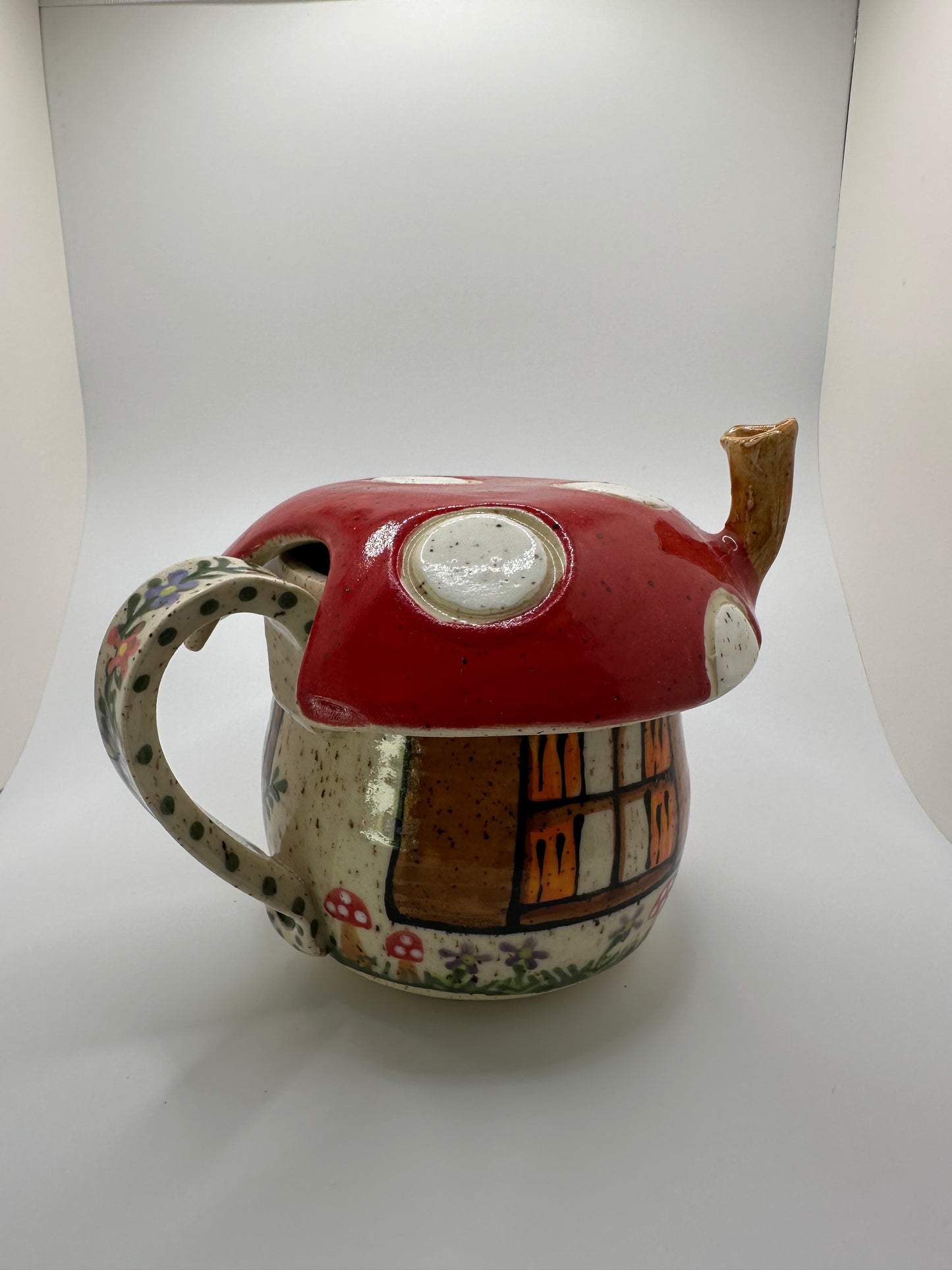 Little Mushroom House Mug with Lid 1