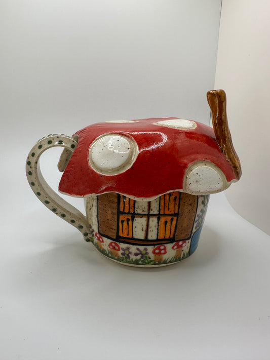 Little Mushroom House Mug with Lid 2