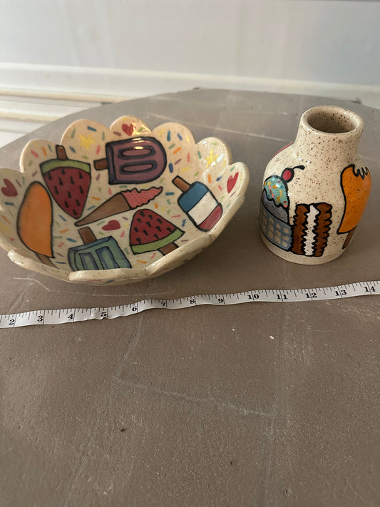Tiny Ice Cream Vase