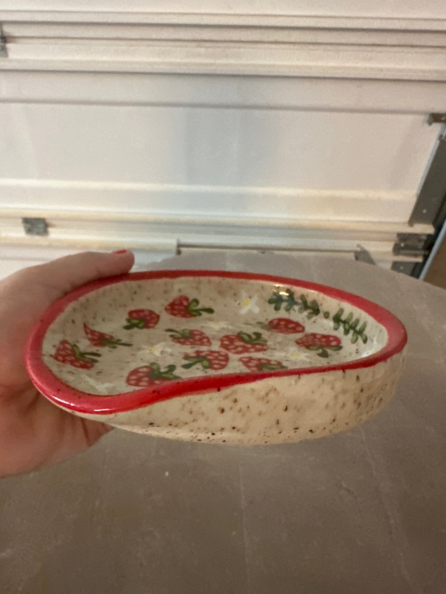 Red Rim Strawberry Spoon Rest